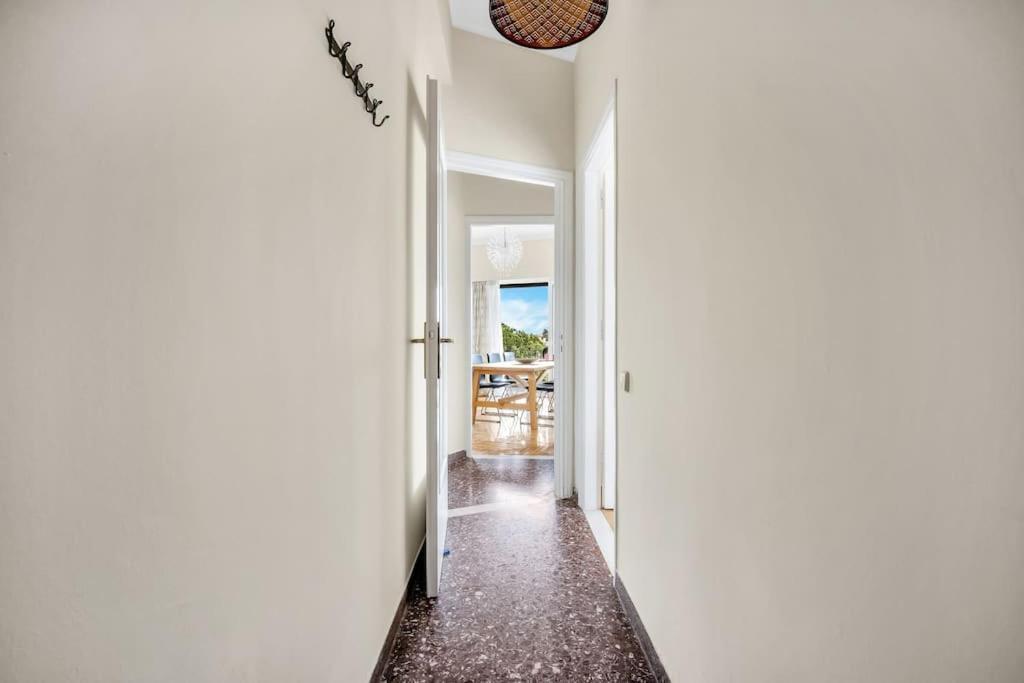Bright Central Apartment With Splendid Sea View! Chalkida Bagian luar foto