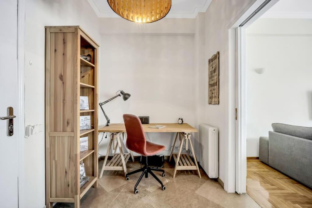 Bright Central Apartment With Splendid Sea View! Chalkida Bagian luar foto